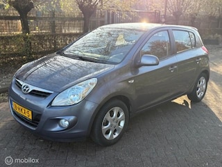 Hyundai i20 1.4i i-Catcher Zuinig!