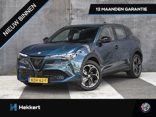 Alfa Romeo Junior Elettrica 54 kWh 156pk Automaat 18''LM | PDC ACHTER | ADAPT. CC | STANDKACHEL | APPLE-CARPLAY