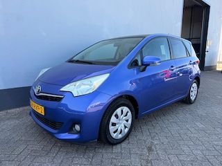 Toyota Verso-S 1.3 VVT-i Aspiration - Automaat - Panorama Dak