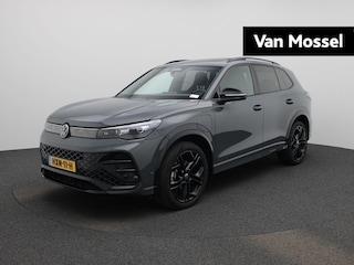 Volkswagen Tiguan 1.5 eHybrid R-Line Edition 204 PK| Origineel Nederlands | 1e Eigenaar | Panoramadak | Navigatie | Stoelverwarming | Stuurwielverwarming |