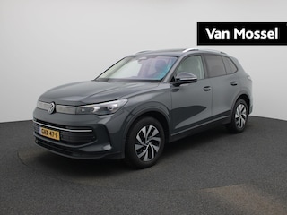 Volkswagen Tiguan 1.5 eTSI Life Edition 130 PK| Origineel Nederlands | Panoramadak | Navigatie | Stoelverwarming Voor & Achter | Dodehoekdetectie | Achterklep Elektrisch | 360 Camera