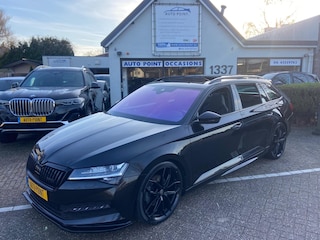 Skoda Superb Combi 1.5TSI RS-SPORTLINE/PANO/MAXTON/VIRTUAL