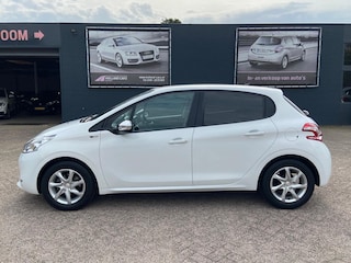 Peugeot 208 1.2 PureTech Style Pack 49.793 Kilometer n.a.p - Airco ecc - cruise - Navi - Bluetooth/handsfree - Pdc - L.m velgen