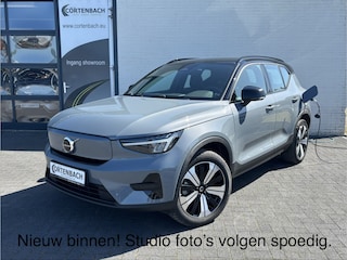 Volvo XC40 Recharge Twin Plus 78 kWh  | Zwenkbare trekhaak | Adaptieve cruise | Blis | Full LED |