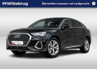 Audi Q3 45 TFSI e 245pk S Edition S-Tronic Automaat / MMi Navigatie / LM 18 inch / Parkeerhulp Plus / Camera / Elektr klep / LED