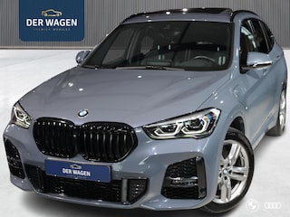 BMW X1 xDr25e M SPORT / PANODAK / ACC / MEMORY / TREKHAAK / 18"