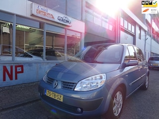 Renault Scénic 1.6-16V Privilège Luxe