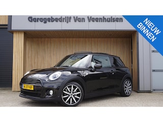 Mini Cooper 1.5 136pk Chili 3Drs Pano.Dak *Black Optik* Sportstoelen LED *Union Jack* 17inch LM 79885km!
