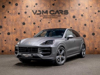 Porsche Cayenne 3.0 E-Hybrid | SportDesign | 18-weg | ACC | Matrix | Luchtvering | 360° |
