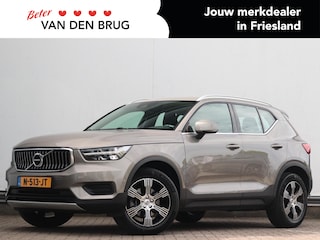 Volvo XC40 2.0 B4 Inscription | Stoel en stuurverwarming | Wegklapbare trekhaak | Elektrische kofferbakklep | Achteruitrijcamera | Lederen interieur |