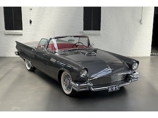 Ford Thunderbird CONVERTIBLE 4,8 V8 FULLY RESTORED + HARDTOP Vele extra's