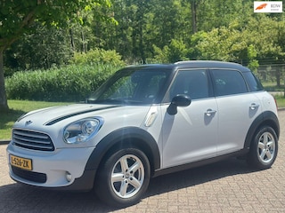 Mini Countryman 1.6 Cooper Chili/AIRCO/ELECRAMEN VOOR-ACHTER/PARKEERSENS ACHTER/VERWARMDE VOORST