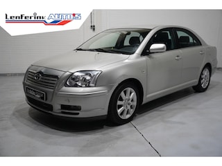 Toyota Avensis 2.2 D-4D Linea Luna Clima Cruise Trekhaak Lichtmetalen velgen