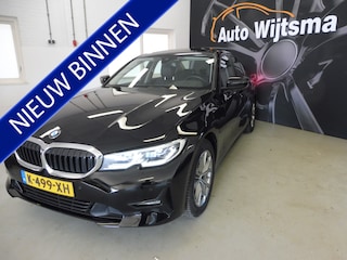 BMW 320e Business Edition Plus Leer | Schuifdak | LED | LMV 17"| NL auto | 1e eig.