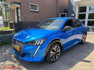 Peugeot 208 1.2 PureTech GT Pack|Vertigo Blue|Carplay|Camera