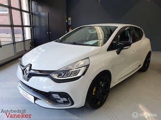 Renault Clio 1.6 Turbo R.S.|200PK|Carplay|PDC|Stoelverwarming