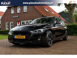 BMW 3-serie Touring 340i xDrive High Executive Aut. | Panorama | Trekhaak | HUD | Sportline | Driving Assistentie | Sportstoelen |