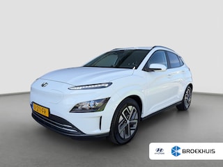 Hyundai Kona EV Pure 64 kWh 204pk | Camera | Carplay | Adaptive cruise controle | Keyless entry | 17'' Velgen | Parkeersensoren | Trekhaak