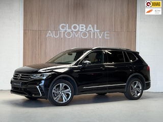 Volkswagen Tiguan 1.5 TSI R LINE - PANORAMADAK - AUTOMAAT - R-LINE - STOELVENTILATIE