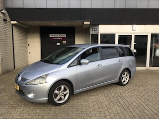 Mitsubishi Grandis 2.4-16V Intense / 7 PERSOONS / NETTE STAAT / APK JUNI 2027 / AIRCO / ALU VELGEN