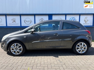 Opel Corsa 1.4-16V Cosmo 2011 NWE.APK 2995EU