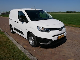 Toyota Proace City 1.5 D-4D Comfort AC ** 5299 EX BTW ** 96.000KM !!!!