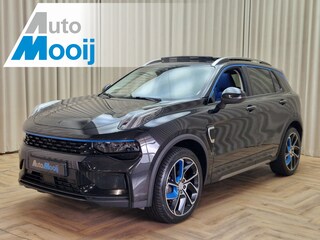Lynk & Co 01 1.5 Hybride / Zwart / Infinity Sound / 360 Camera / Panoramadak / Adaptive Cruise / Memory Seat / Apple Carplay
