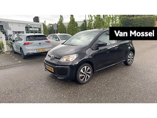 Volkswagen Up 1.0 | 65 PK | All Season Banden | Parkeercamera | Stuurbediening | Airco | DAB+