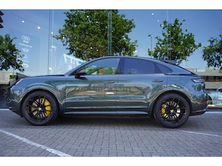Porsche Cayenne 4.0 Turbo E-Hybrid GERESERVEERD