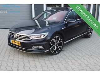 Volkswagen Passat Variant 2.0TSI 4Motion R-line HUD PANO ACC
