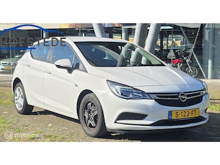 Opel Astra 1.0 Online Edition