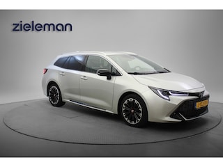 Toyota Corolla Touring 2.0 Hybrid GR-Sport - Digitaal Cockpit, Carplay, Camera, Sportstoelen, Stoelverw.