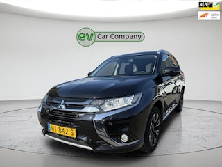Mitsubishi Outlander 2.0 PHEV Executive Edition | Dealer onderhouden | Trekhaak | Camera | 2e Eigenaar | LED | Stoelverwarming