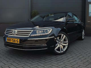 Volkswagen Phaeton 4.2 V8 4p. Lang Highline | Uniek | Chauffeur Pakket | Glazen Dak | Bomvol