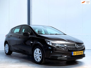 Opel Astra 1.0 Business+
