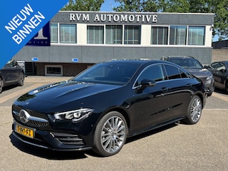 Mercedes-Benz CLA 250 e AMG PHEV | SFEERVERLICHTING | WIDESCREEN | AFN. TREKHAAK | STOELVERWARMING | 19 INCH | RIJKLAAR MET 12 MND BOVAG GARANTIE