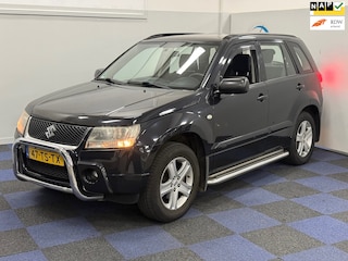 Suzuki Grand Vitara 2.0-16V Exclusive / IJSKOUDE AIRCO / DEALER ONDERHOUDEN / RIJDT SCHAKELT GOED