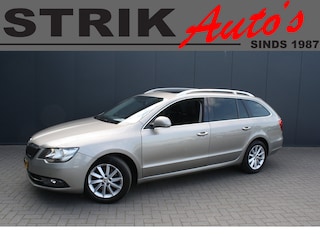 Skoda Superb Combi 1.6 TDI Sprint Pro NAVIGATIE - CAMERA - PANORAMADAK - 2 x PDC - TREKHAAK