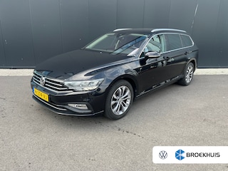 Volkswagen Passat Variant 1.5 TSI Comfort Business | Trekhaak | Camera | Apple Carplay | {uitgelichte-opties}