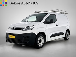 Citroën Berlingo 1.2 Benzine 111PK Euro6 / Distributie is vervangen / Trekhaak / RVS imperiaal  / Schuifdeur / Airco / Pdc./