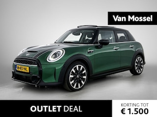 Mini Mini 5-Deurs 2.0 AUTOMAAT | 178PK | PANORAMADAK | SFEERVERLICHTING | HARMAN KARDON | STOELVERWARMING | APPLE CARPLAY | ACHTERUITRIJCAMERA |