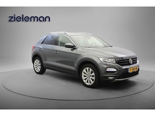 Volkswagen T-Roc 1.5 TSI Style Business Automaat - Carplay, Camera, Adapt. Cruise, Clima