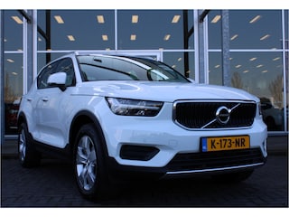 Volvo XC40 T2 130PK Automaat Business Pro | Org. NL | Camera | Schuif/kanteldak | PDC Achter | Climate Control | Leder | 18" LMV |