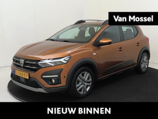 Dacia Sandero Stepway 1.0 TCe 90 Comfort | Airco | Parkeersensoren Voor + Achter | Parkeer Camera Achter | Automatische Verlichting | Cruise Control