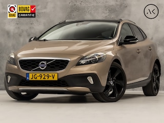 Volvo V40 1.6 T4 Luxury Sport 180Pk Automaat (PANORAMADAK, NAVIGATIE, LEDER, MEMORY SEATS, CAMERA, STOELVERWARMING, XENON, GETINT GLAS, KEYLESS, NIEUWSTAAT)
