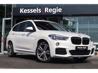 BMW X1 xDrive20i M-Sport | HuD | Trekhaak | Camera | 19” | Leer | Stuur/Stoelverwarming | DAB | Sensoren