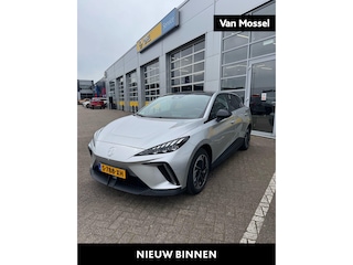 MG 4 Luxury 64 kWh | Wordt Verwacht | Apple Carplay - Android Auto | Camera | Led Verlichting | Adaptieve Cruise Control |