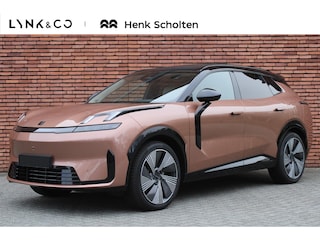 Lynk & Co 08 1.5 More | 200km Hybride | Stoelmassage, Verwarming en Ventilatie | Panoramadak | Matrix LED | Harman Kardon | 360° Camera | Getint glas | Bestuurdersstoel met geheugen | Sfeerverlichting | Apple Carplay | Dodehoekassistent | Adaptive Cruise Contol
