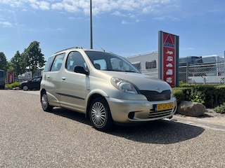 Toyota Yaris Verso 1.3-16V VVT-i Sol | Airco | Elektrische ramen voor | elek verstel- en verwarmbare buitenspiegels