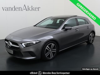 Mercedes-Benz A-klasse 200 Luxury 164pk // Panoramadak // Carplay // Sfeerverlichting // MultiBeam LED // Keyless Entry // Camera // Advanced Audio